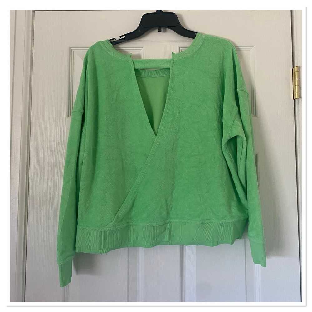 JoyLab Women’s Terry Cloth Open Back Pullover Relaxed Fit Sweatshirt Joylab NWT - Picture 3 of 4